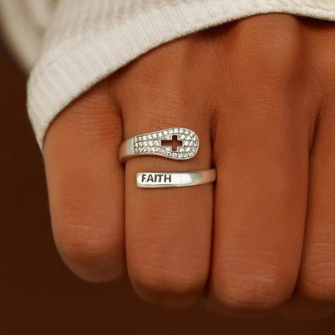 "FAITH" - Kristen ring i zirkon og 925 sterling sølv